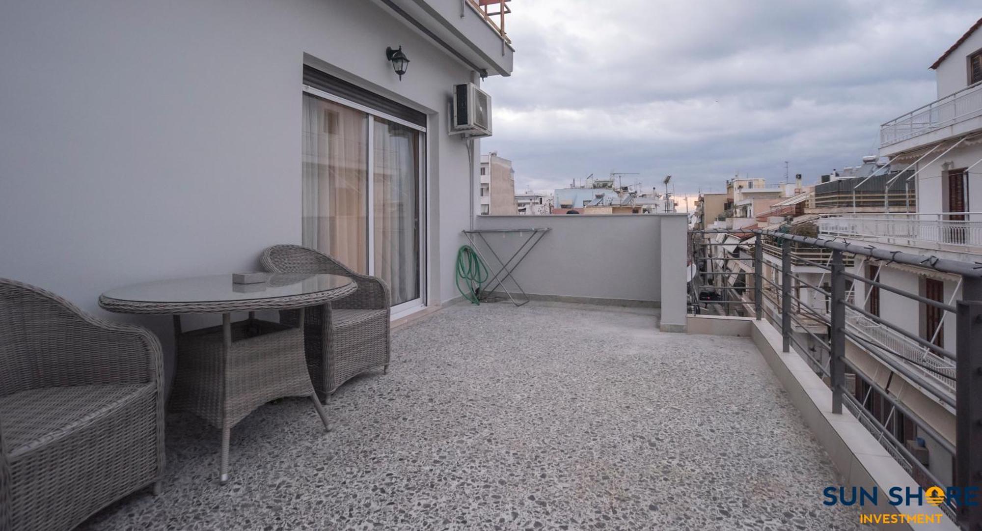 Explore Greece From Lovely City Centre Apartment Chalkís Esterno foto